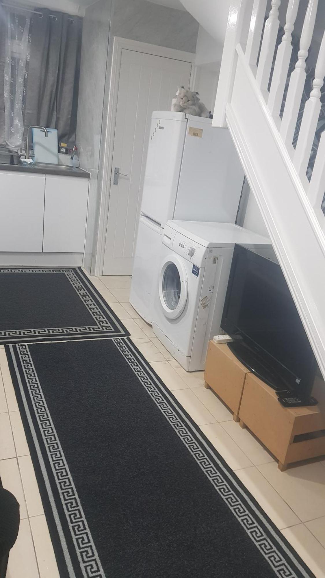 Cosy One Bedroom Flat In Лондон Экстерьер фото